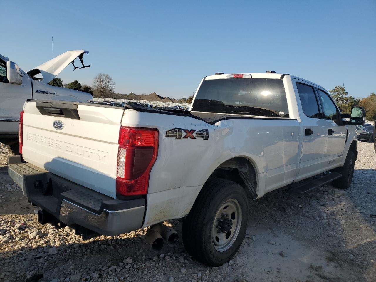 Photo 2 VIN: 1FT8W3BT6NEF60447 - FORD F350 