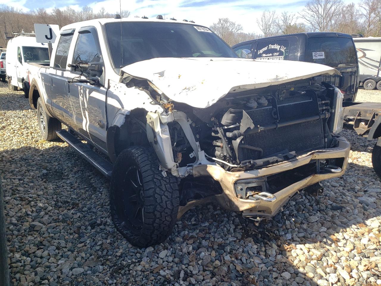 Photo 3 VIN: 1FT8W3BT7BEB85289 - FORD F350 