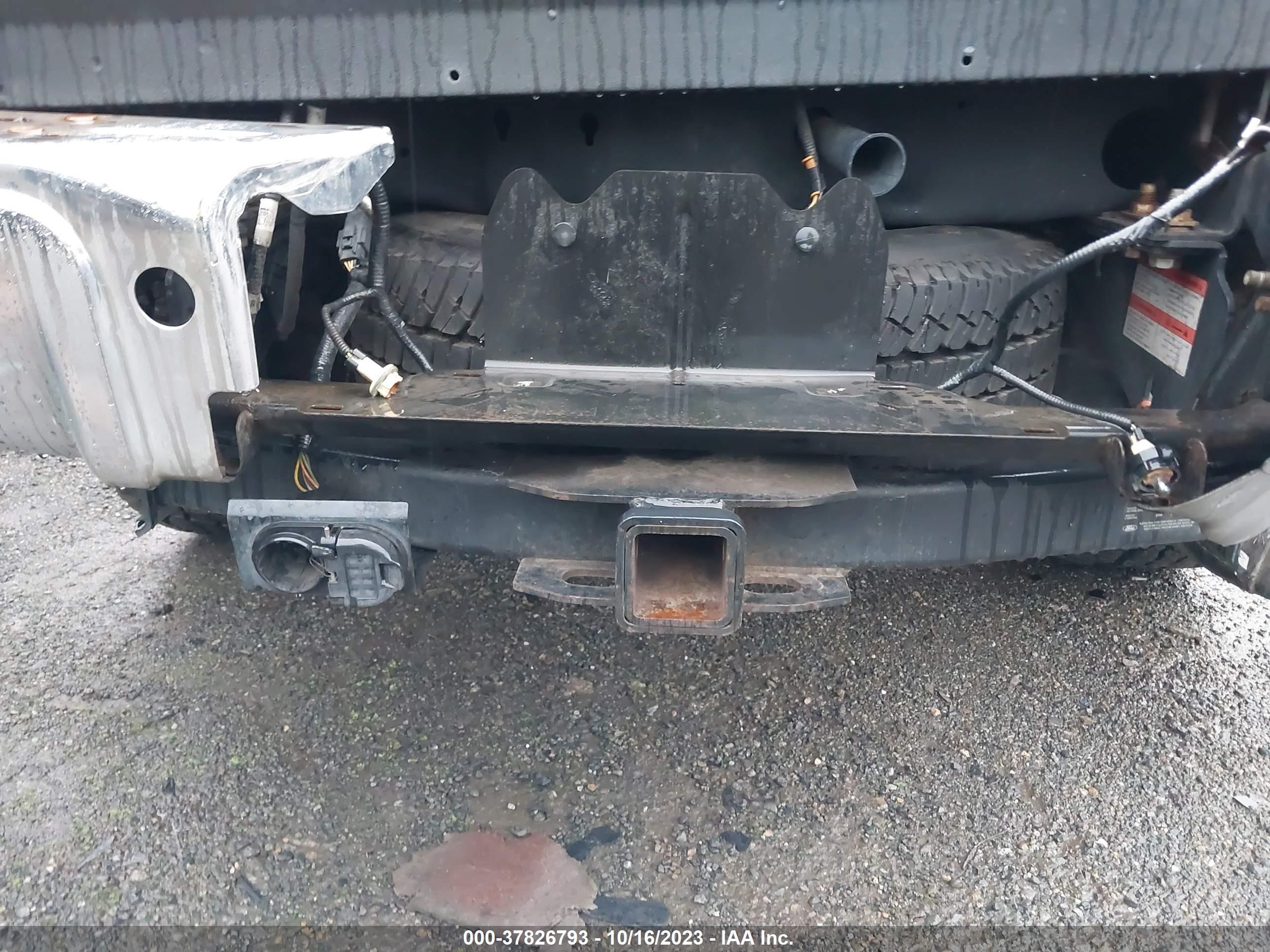 Photo 6 VIN: 1FT8W3BT7CEB67733 - FORD F350 