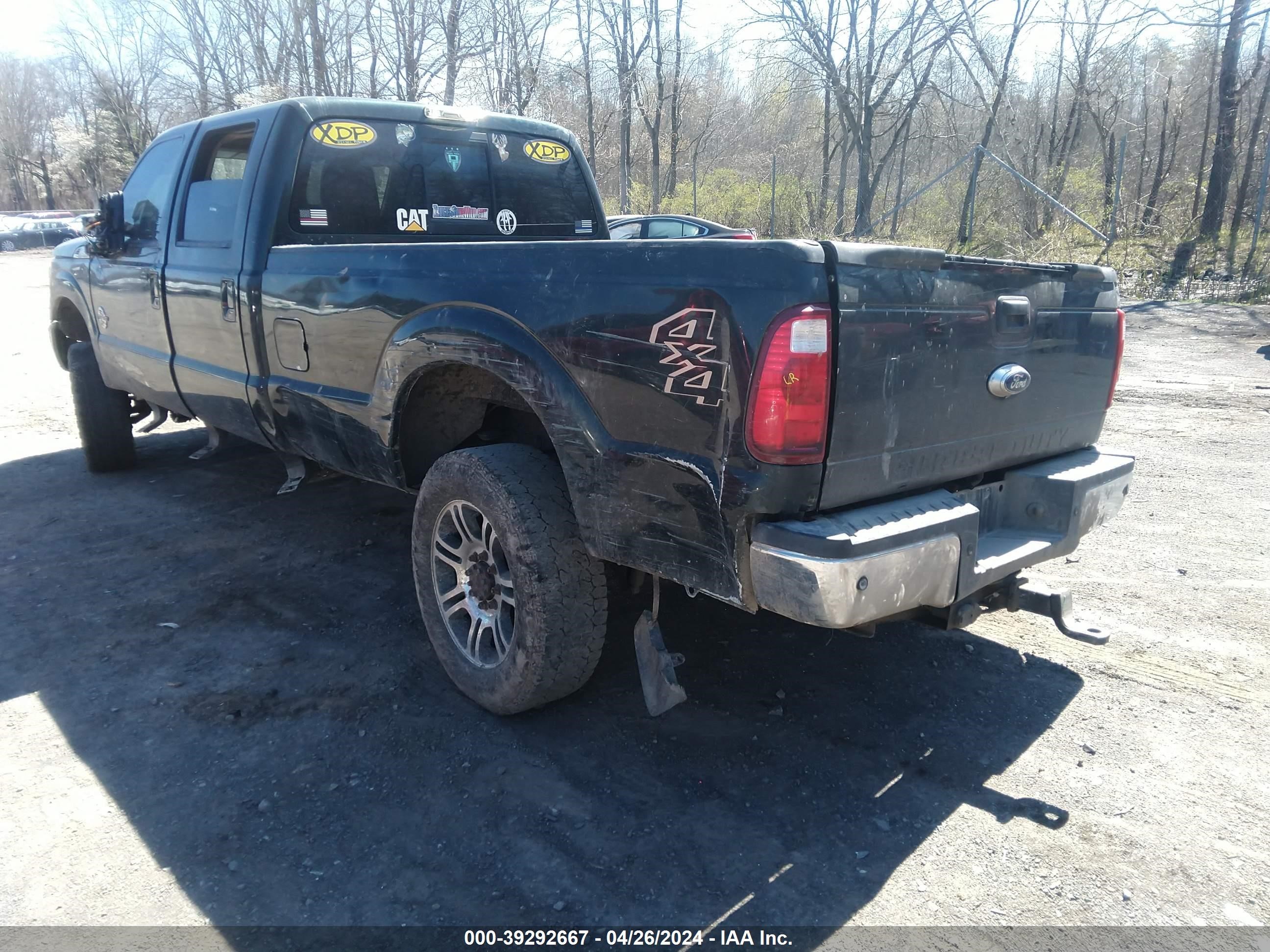 Photo 2 VIN: 1FT8W3BT7DEA02492 - FORD F350 