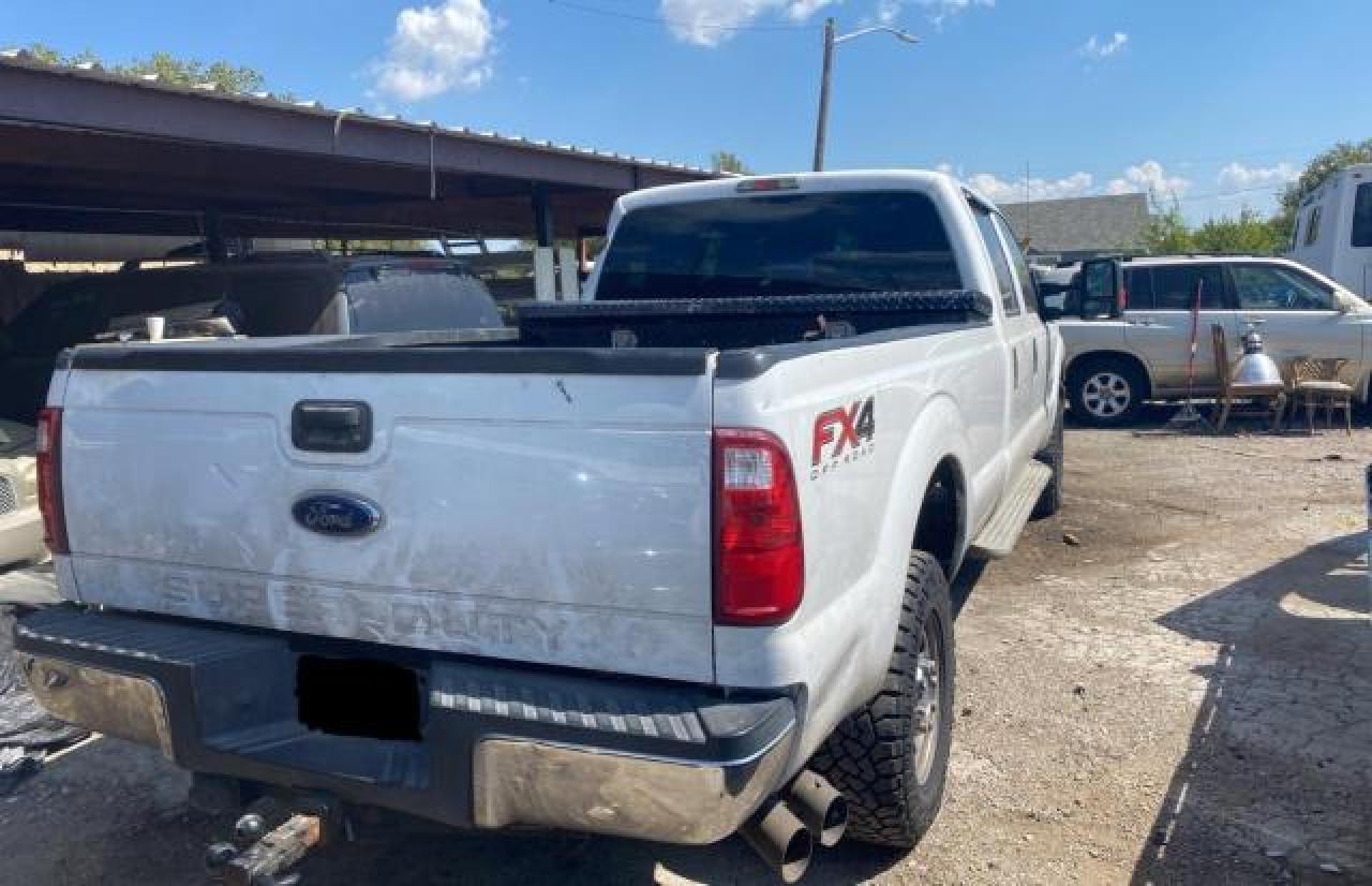 Photo 3 VIN: 1FT8W3BT7GEB14035 - FORD F350 