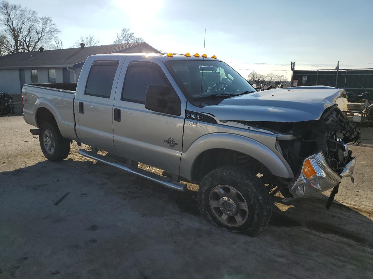 Photo 3 VIN: 1FT8W3BT7GEC00879 - FORD F350 