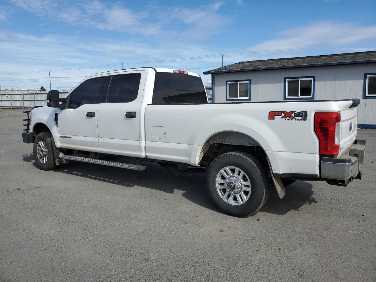 Photo 1 VIN: 1FT8W3BT7HEC45533 - FORD F350 