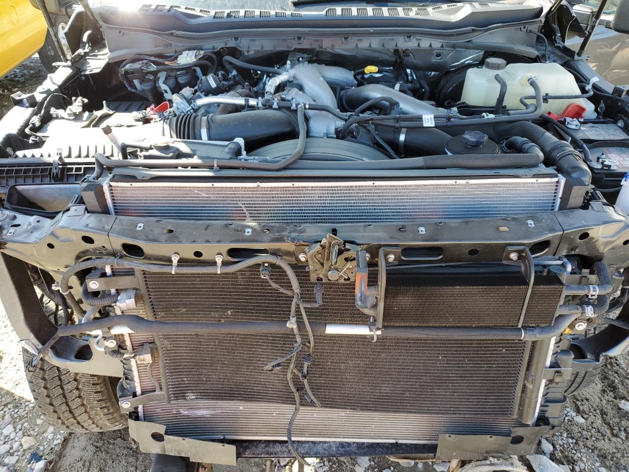 Photo 6 VIN: 1FT8W3BT7PED70059 - FORD F350 