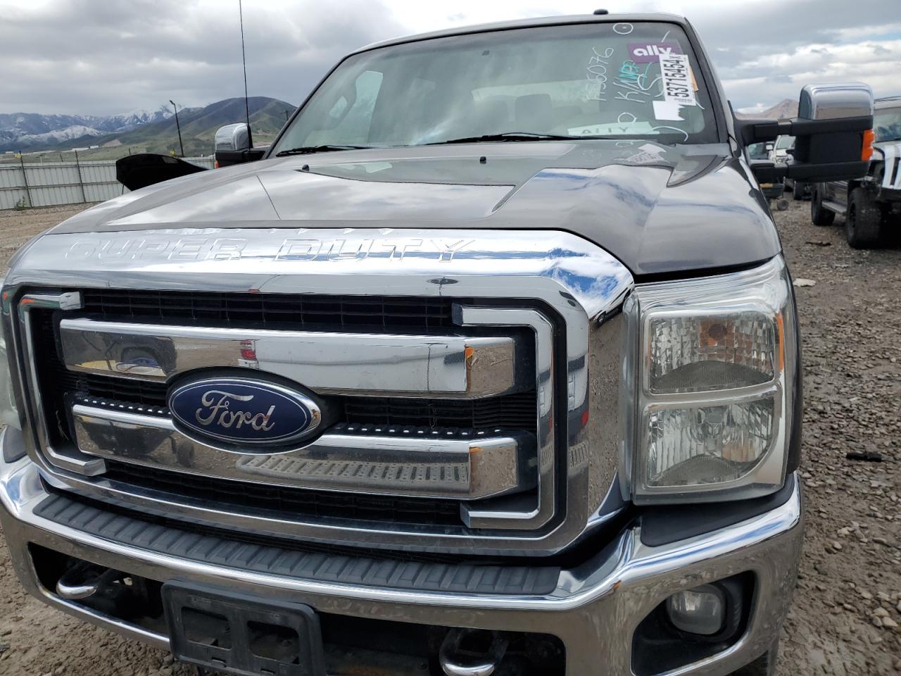 Photo 4 VIN: 1FT8W3BT8EEA56076 - FORD F350 