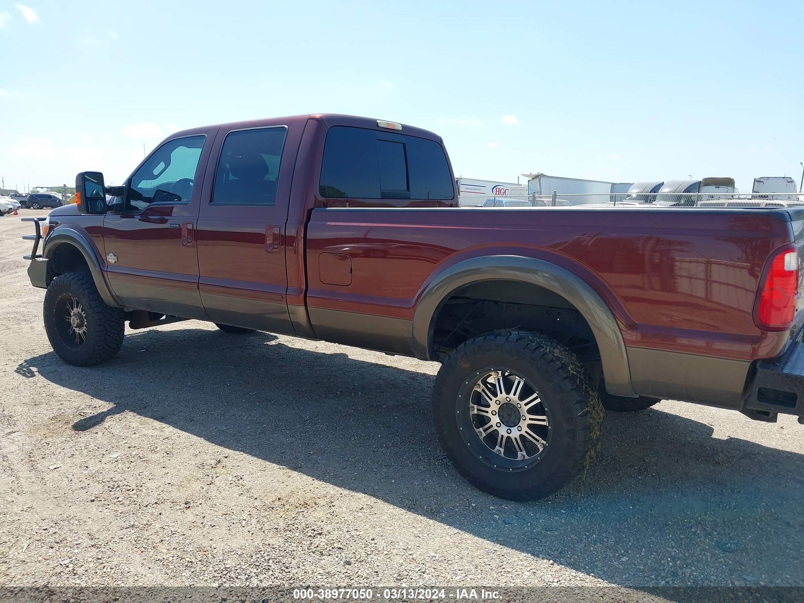 Photo 2 VIN: 1FT8W3BT8FEA86597 - FORD F350 