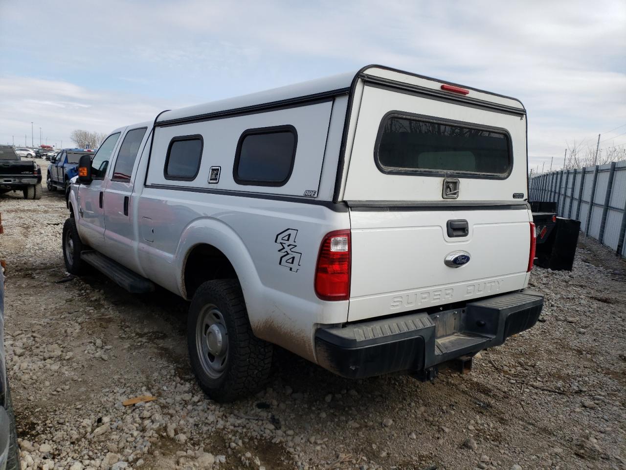 Photo 1 VIN: 1FT8W3BT8FEB56728 - FORD F350 