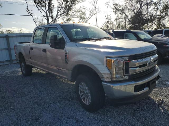 Photo 3 VIN: 1FT8W3BT8HEC18826 - FORD F350 SUPER 