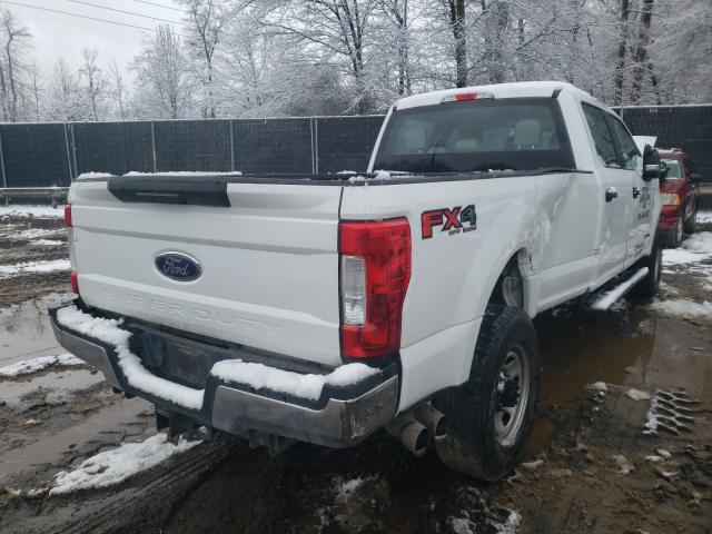 Photo 3 VIN: 1FT8W3BT8HED99913 - FORD F350 SUPER 