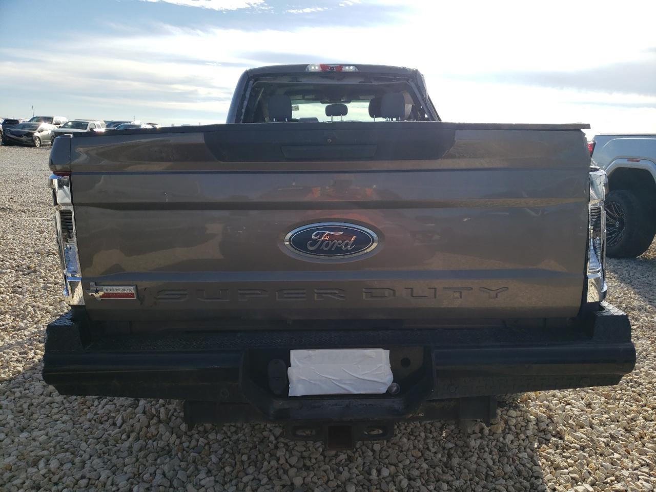 Photo 5 VIN: 1FT8W3BT8JEB28193 - FORD F350 