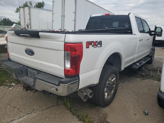 Photo 2 VIN: 1FT8W3BT8JEC55199 - FORD F350 