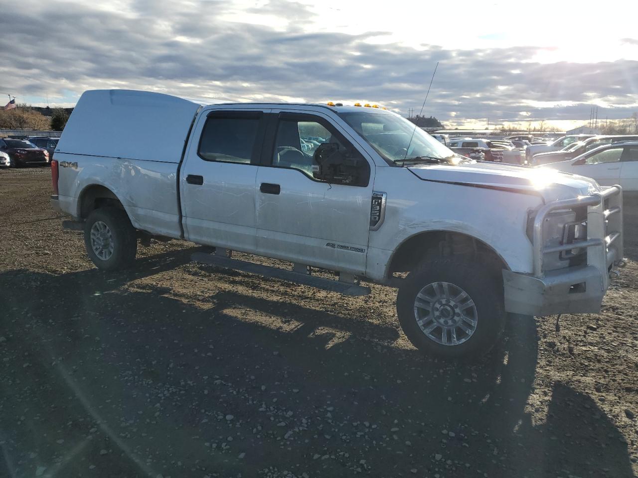 Photo 3 VIN: 1FT8W3BT8KEC99396 - FORD F350 