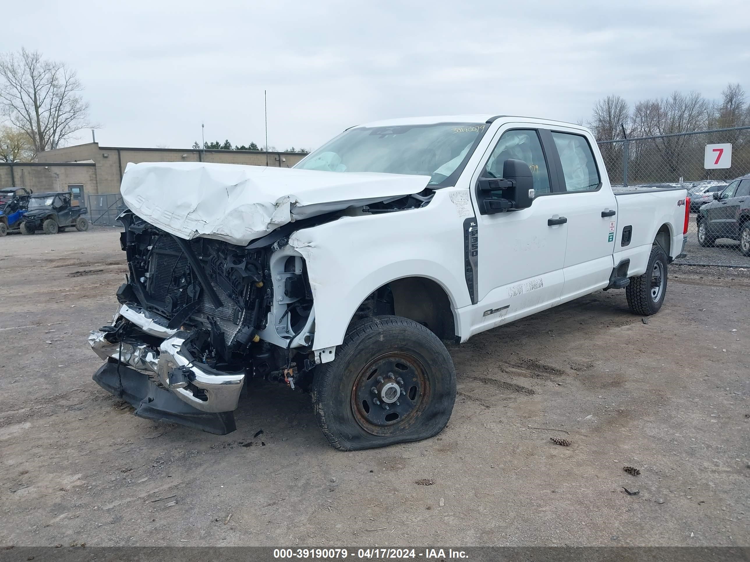 Photo 1 VIN: 1FT8W3BT8PEC64803 - FORD F350 