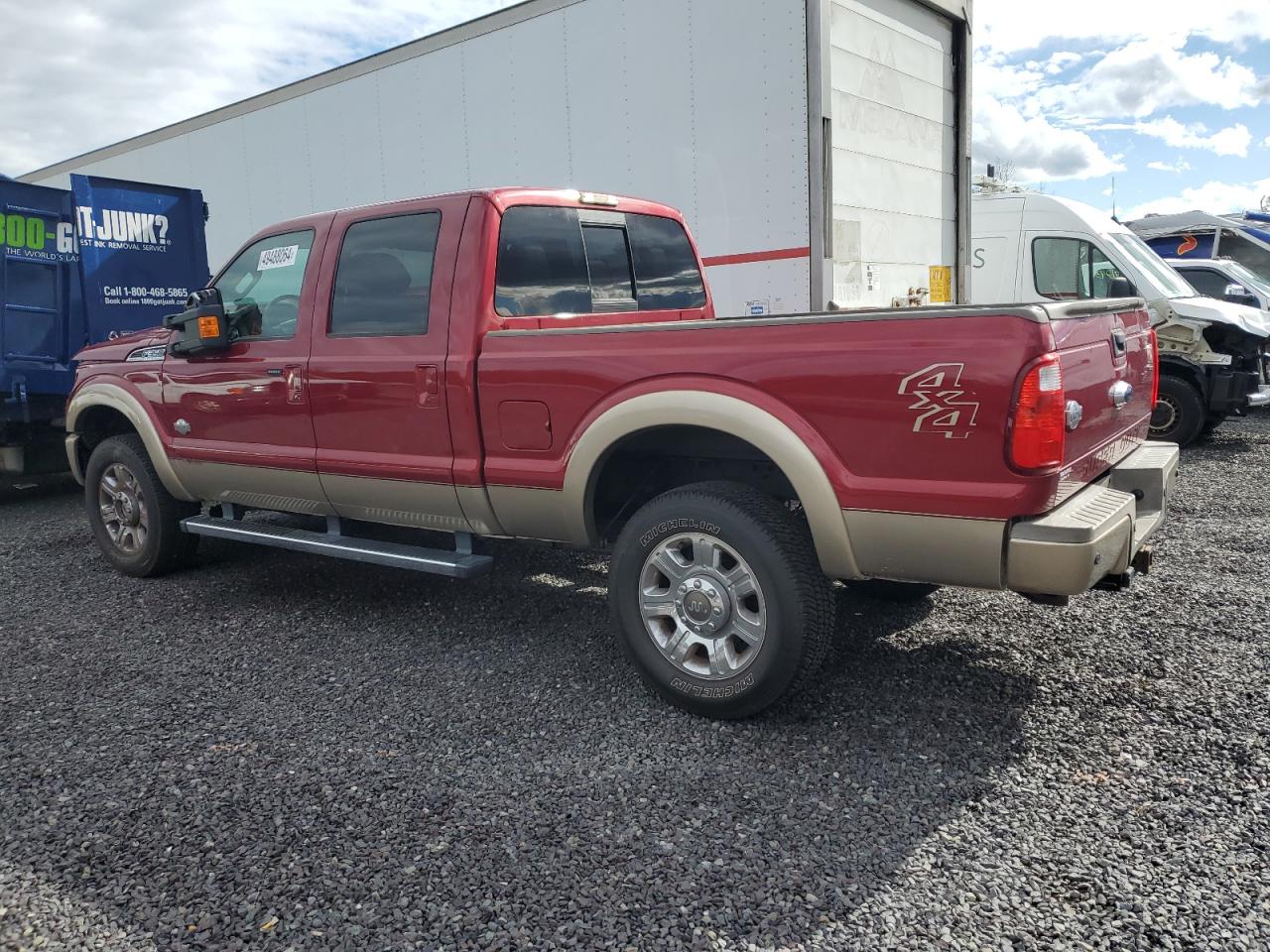 Photo 2 VIN: 1FT8W3BT9DEB12279 - FORD F350 