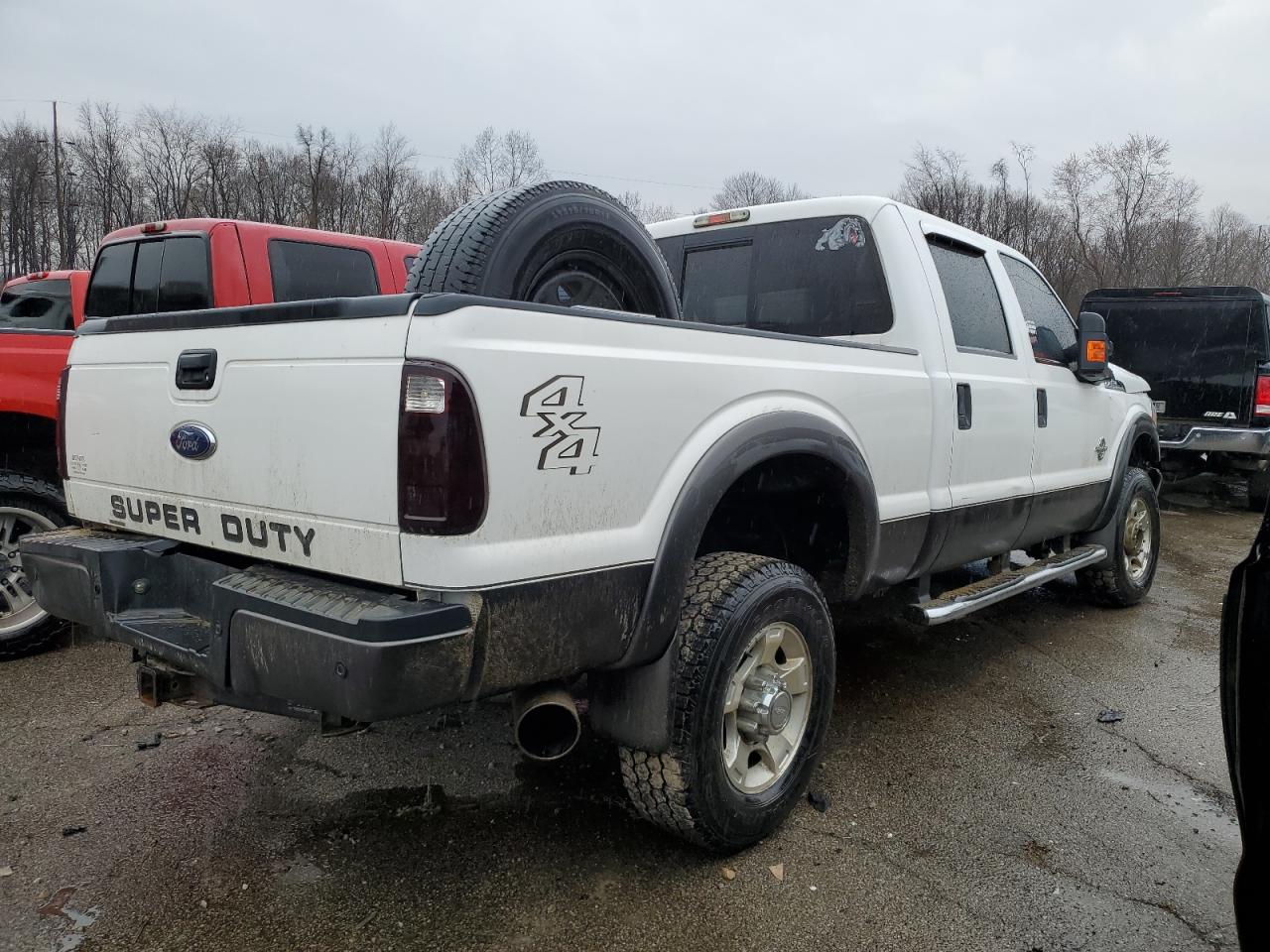 Photo 2 VIN: 1FT8W3BT9GEC94005 - FORD F350 