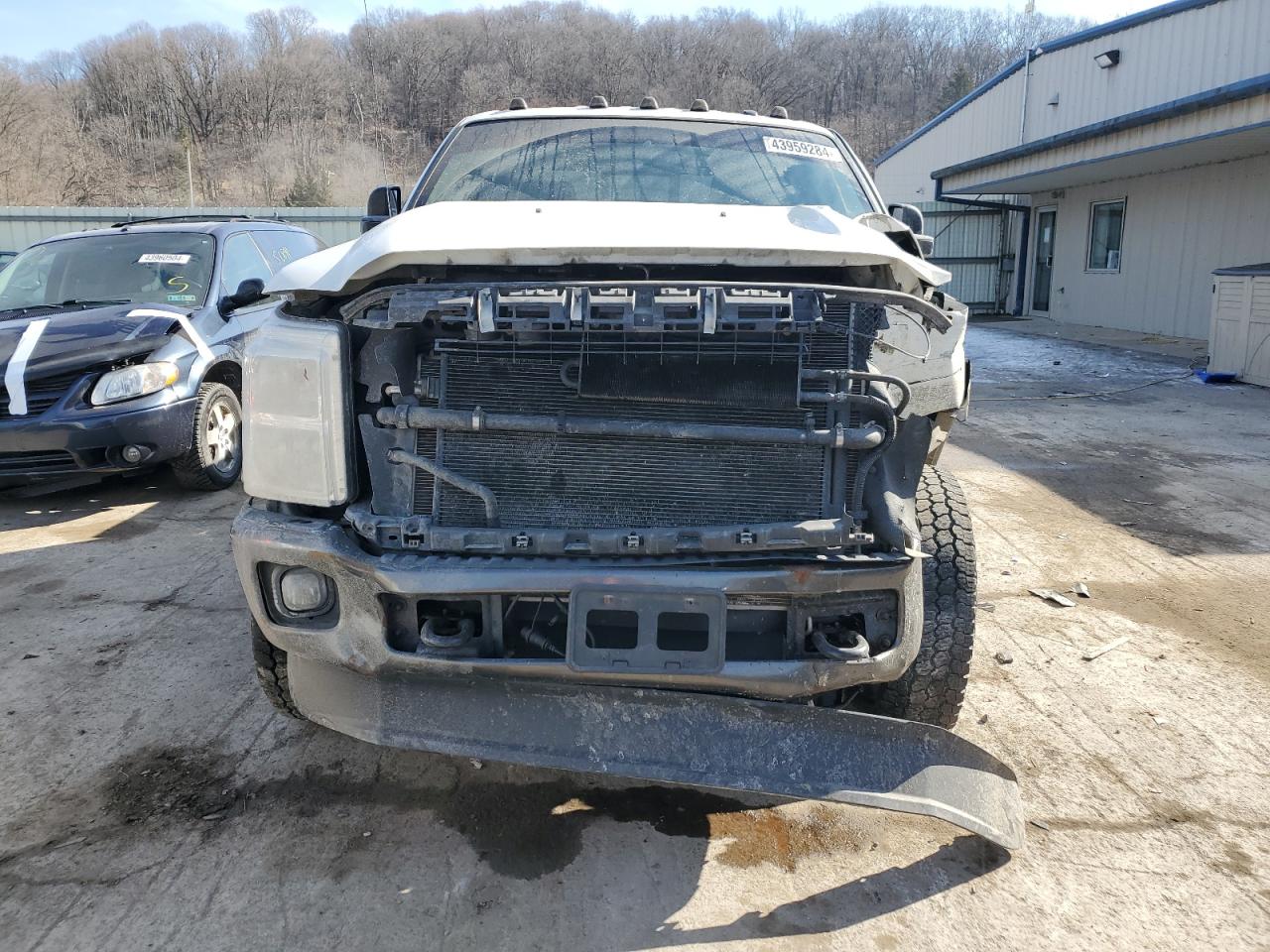 Photo 4 VIN: 1FT8W3BT9GEC94005 - FORD F350 