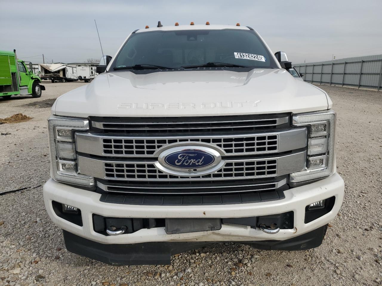 Photo 4 VIN: 1FT8W3BT9KEC06580 - FORD F350 