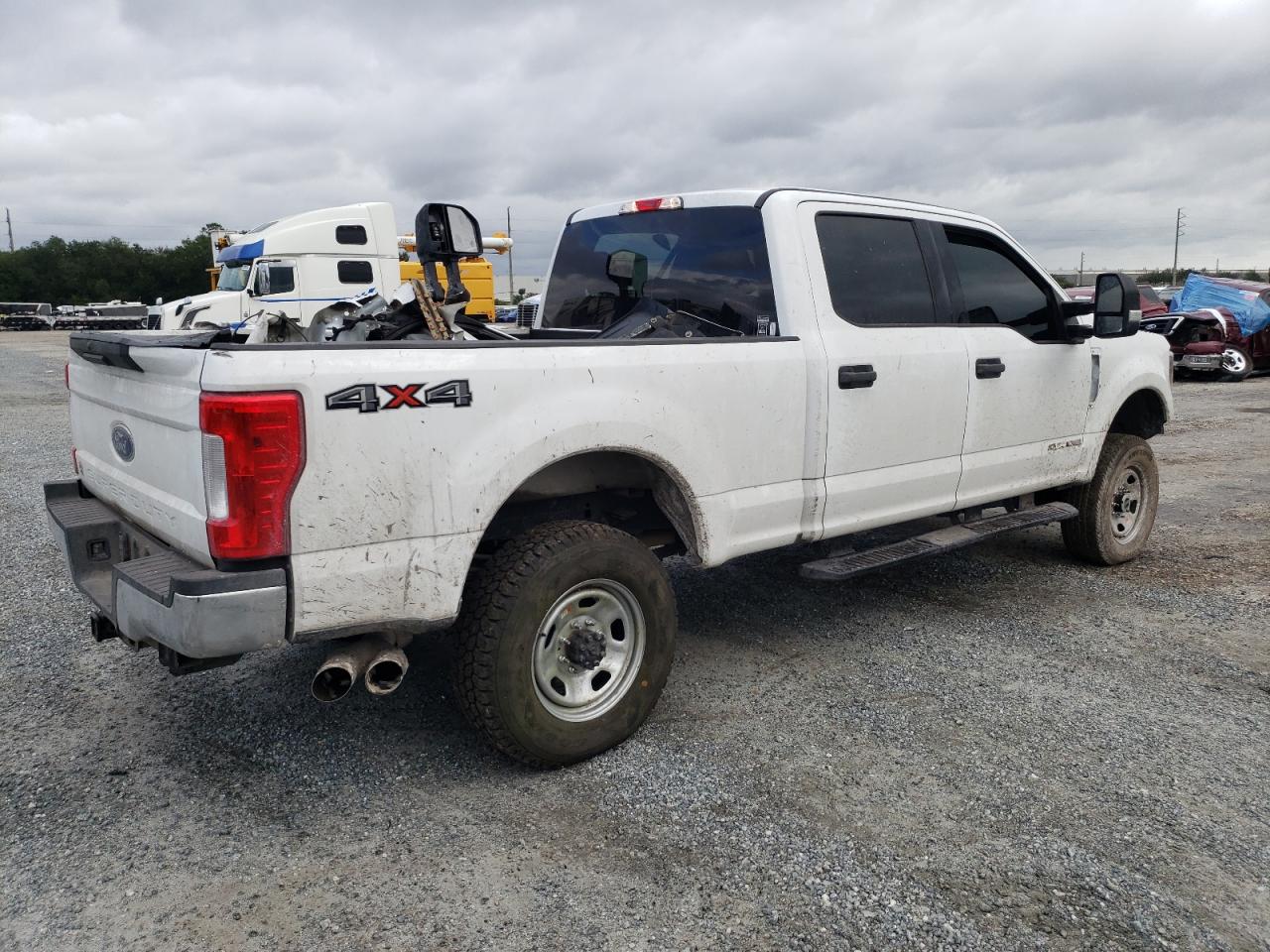 Photo 2 VIN: 1FT8W3BT9KEE65781 - FORD F350 