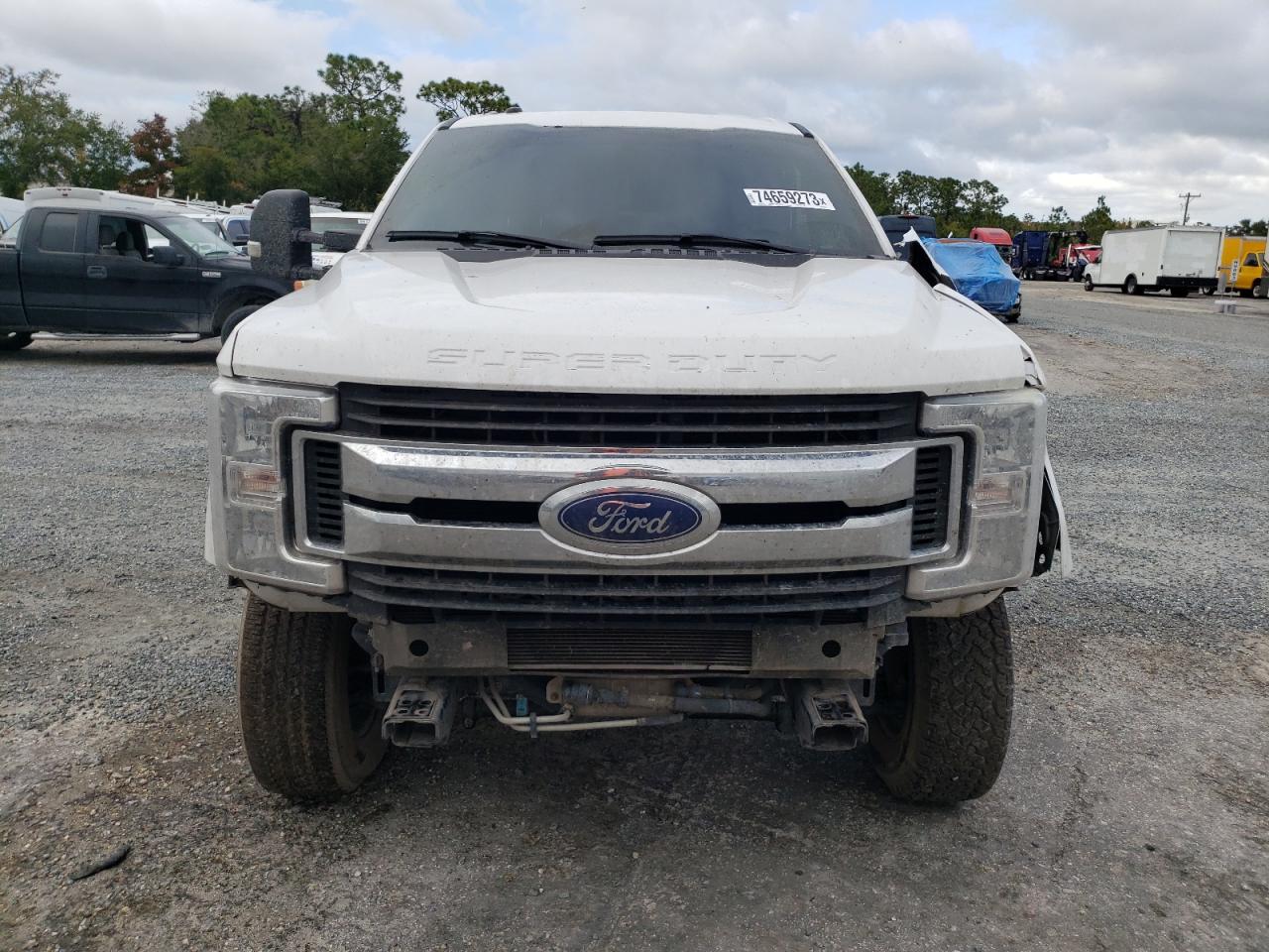 Photo 4 VIN: 1FT8W3BT9KEE65781 - FORD F350 