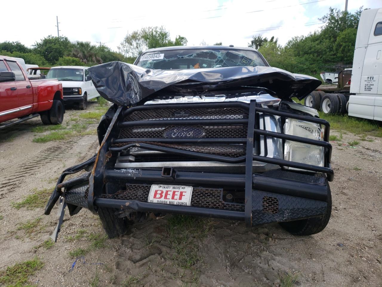 Photo 4 VIN: 1FT8W3BTXFEC21451 - FORD F350 