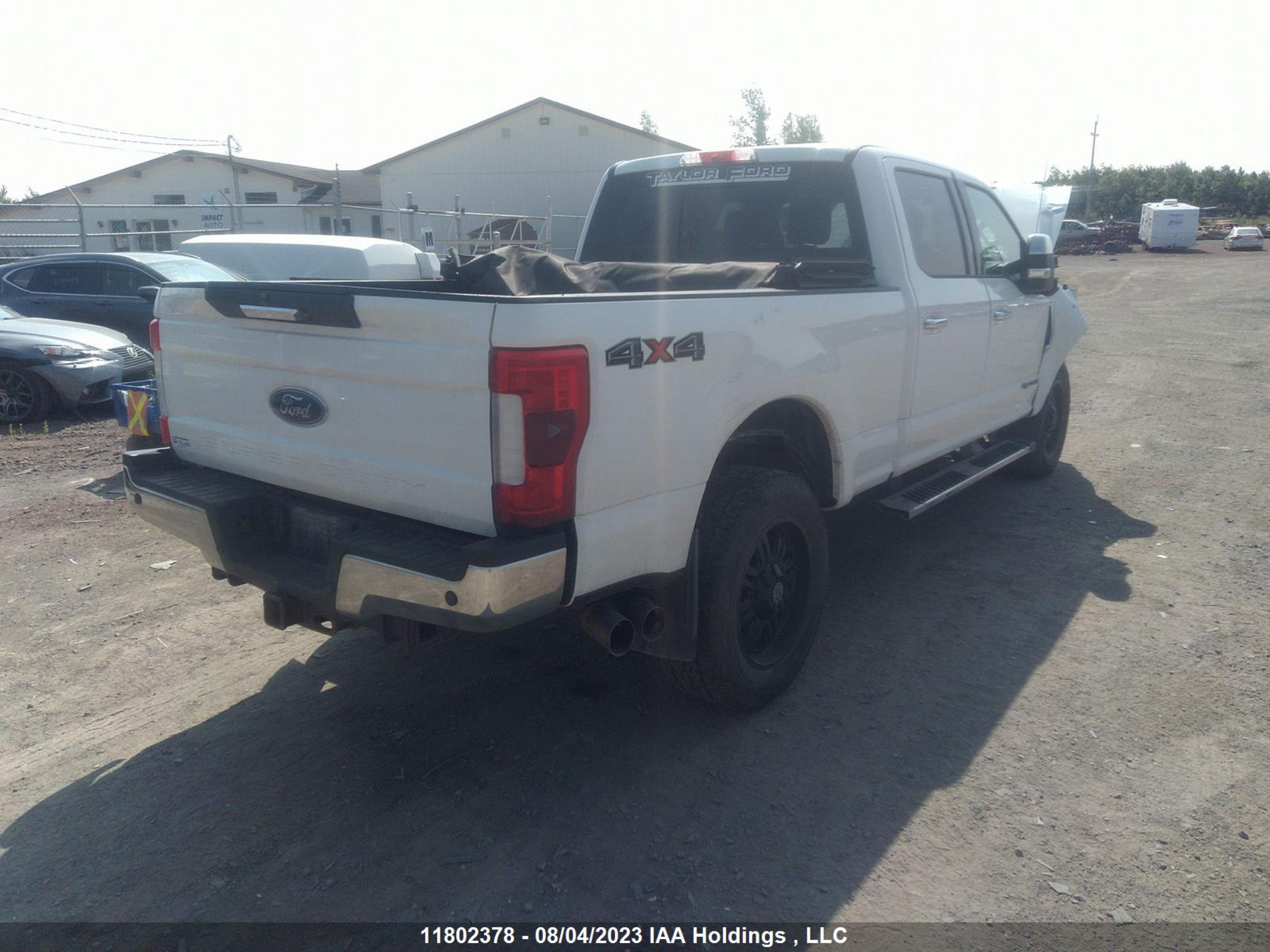 Photo 3 VIN: 1FT8W3BTXHEC27009 - FORD F350 