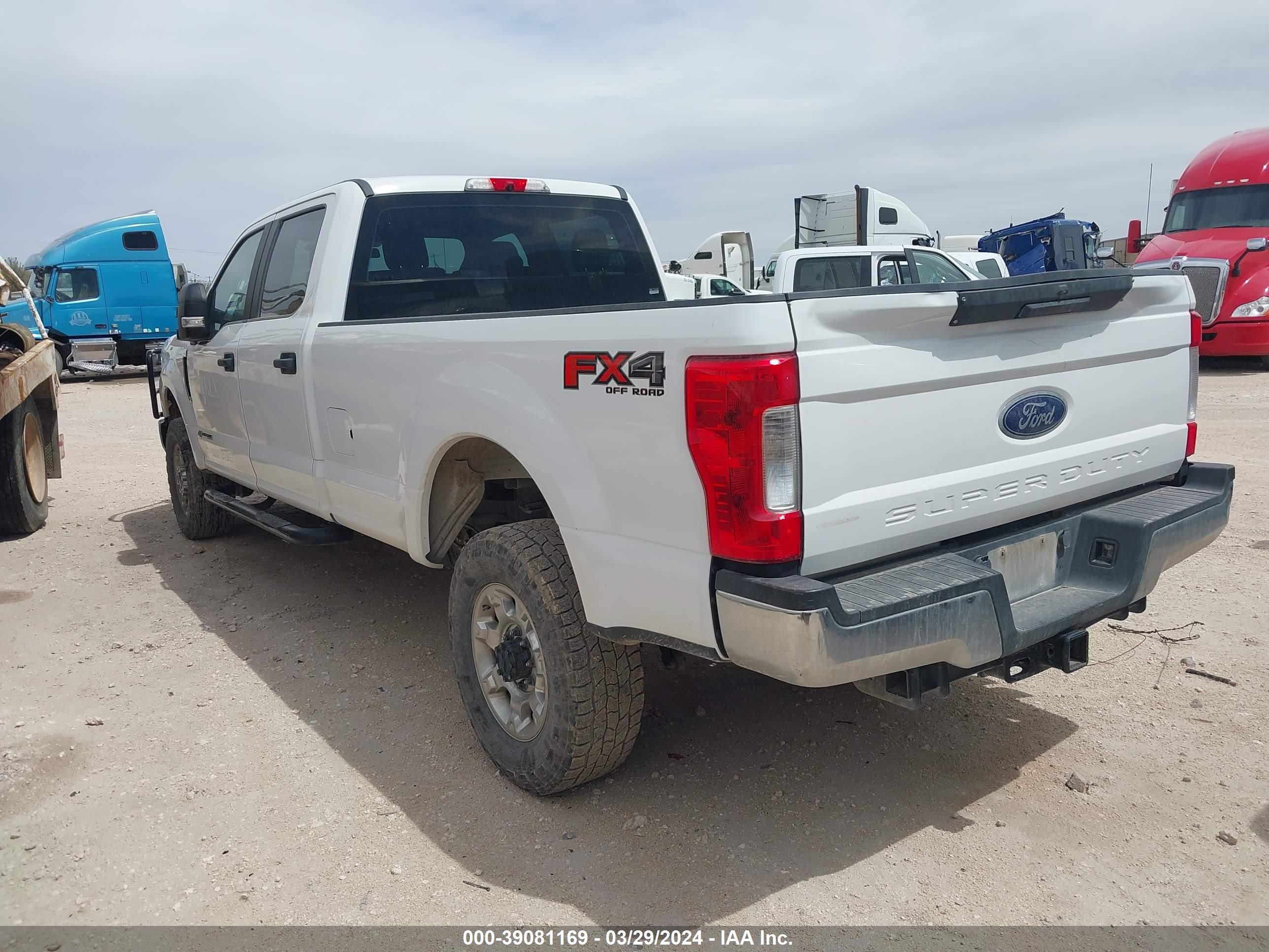 Photo 2 VIN: 1FT8W3BTXKEC97505 - FORD F350 