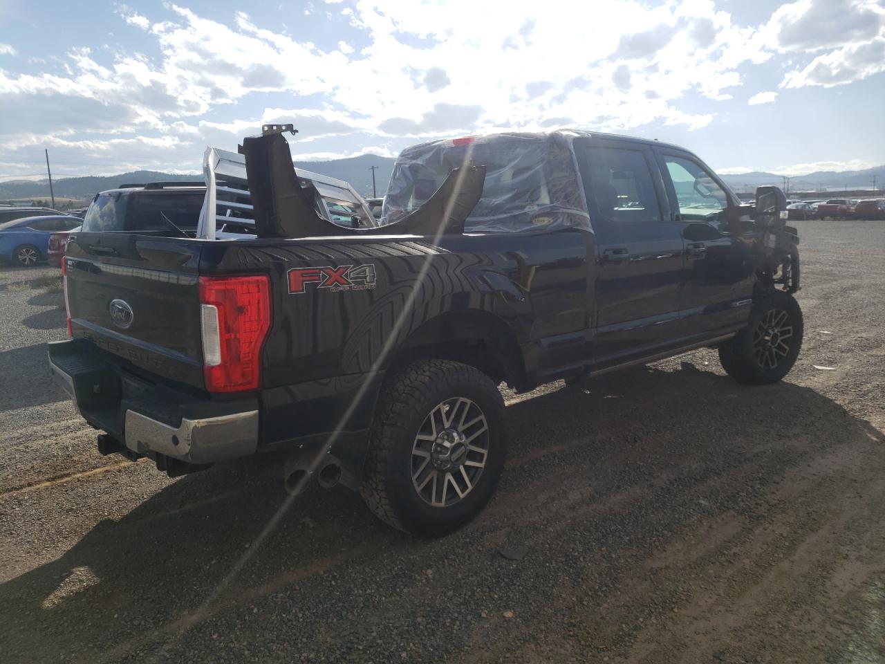 Photo 2 VIN: 1FT8W3BTXKEG62166 - FORD F350 