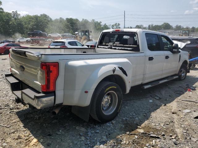 Photo 2 VIN: 1FT8W3C68JEB87303 - FORD F350 SUPER 