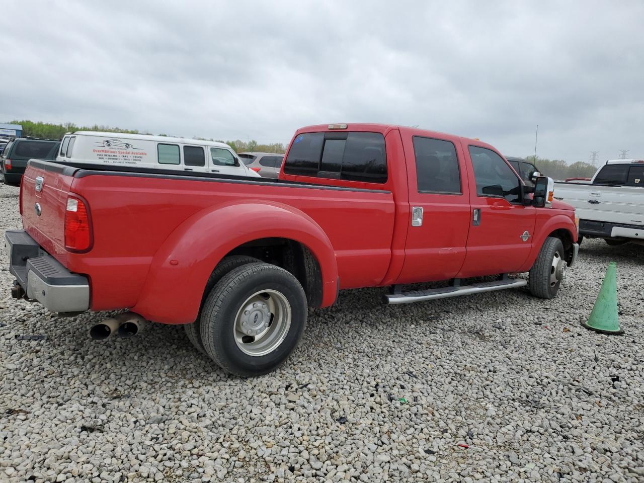 Photo 2 VIN: 1FT8W3CT0FEC05158 - FORD F350 