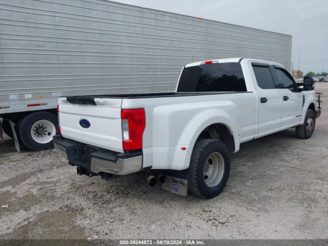 Photo 3 VIN: 1FT8W3CT2JEC91985 - FORD F-350 