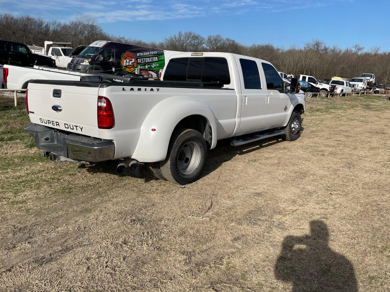 Photo 3 VIN: 1FT8W3CT3FEA50704 - FORD F350 