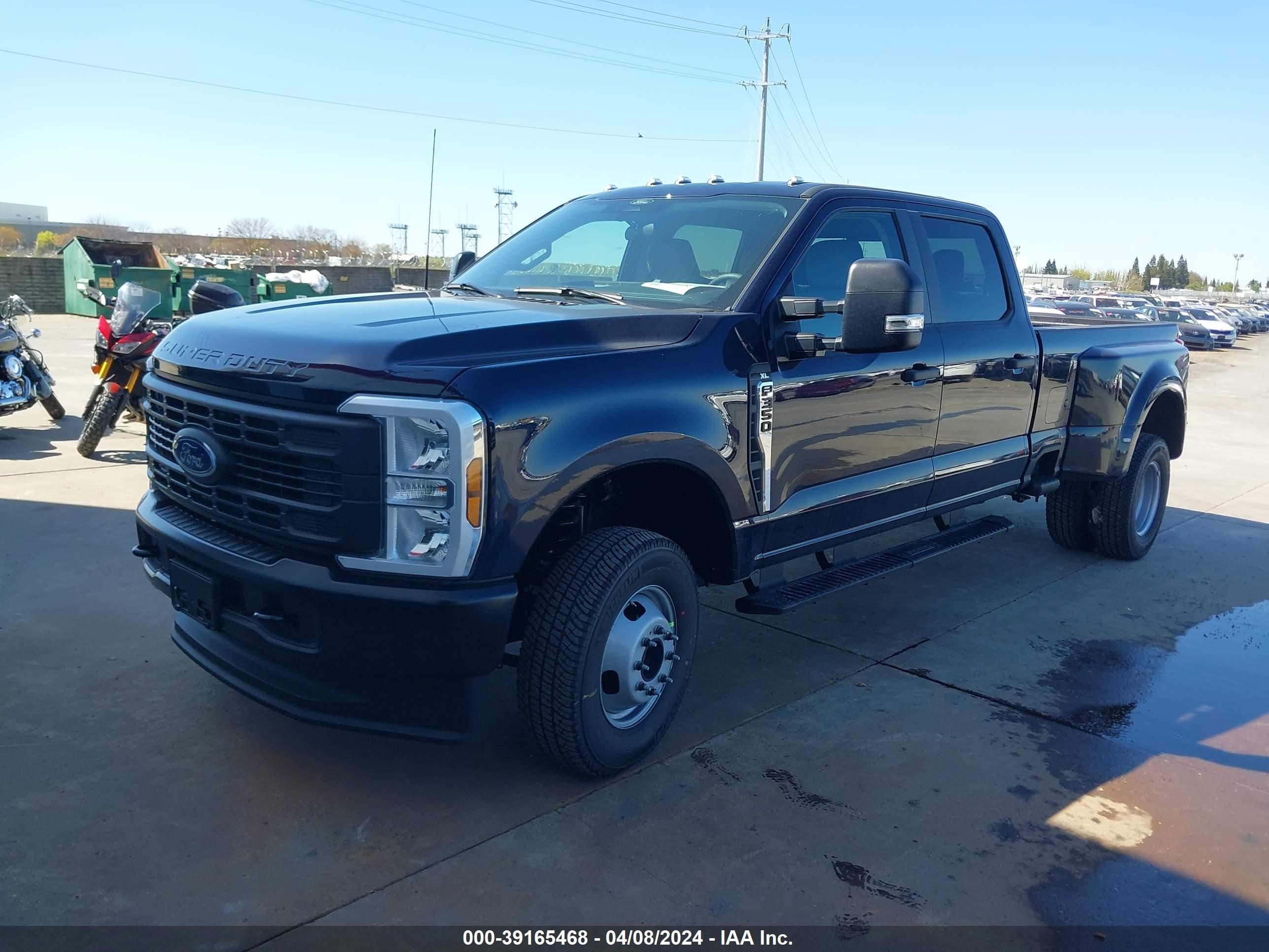 Photo 1 VIN: 1FT8W3DA8RED30765 - FORD F350 