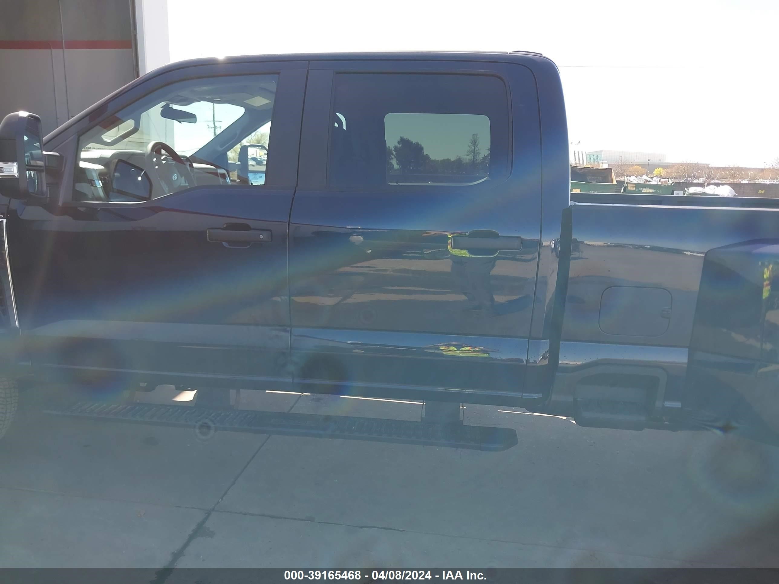 Photo 12 VIN: 1FT8W3DA8RED30765 - FORD F350 