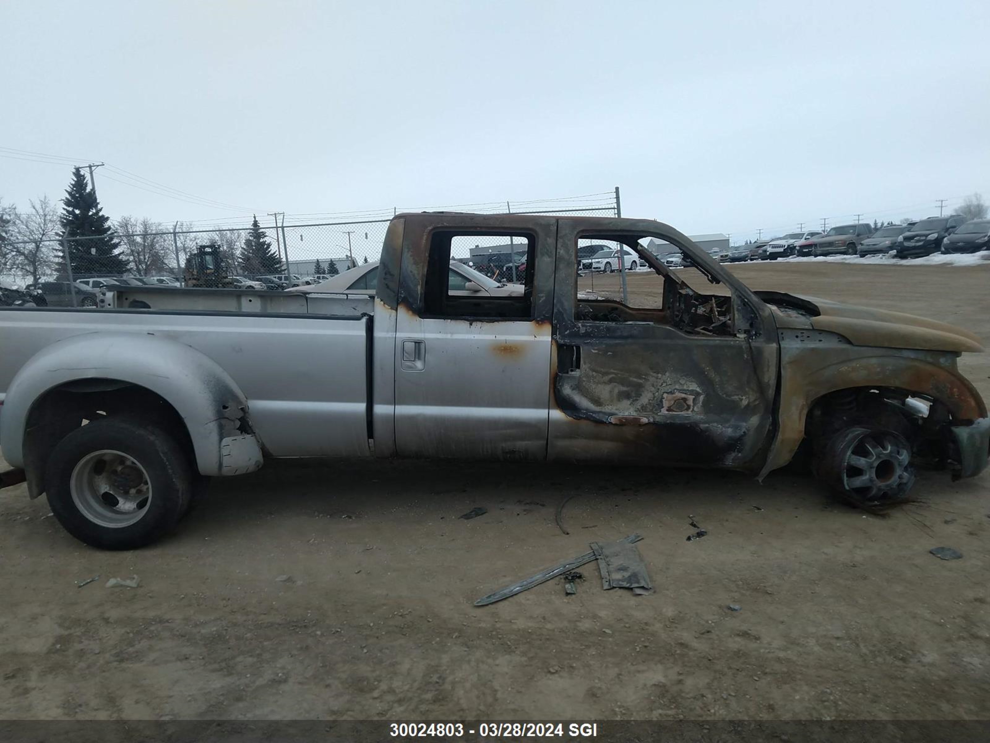 Photo 13 VIN: 1FT8W3DT0GEC08450 - FORD F350 