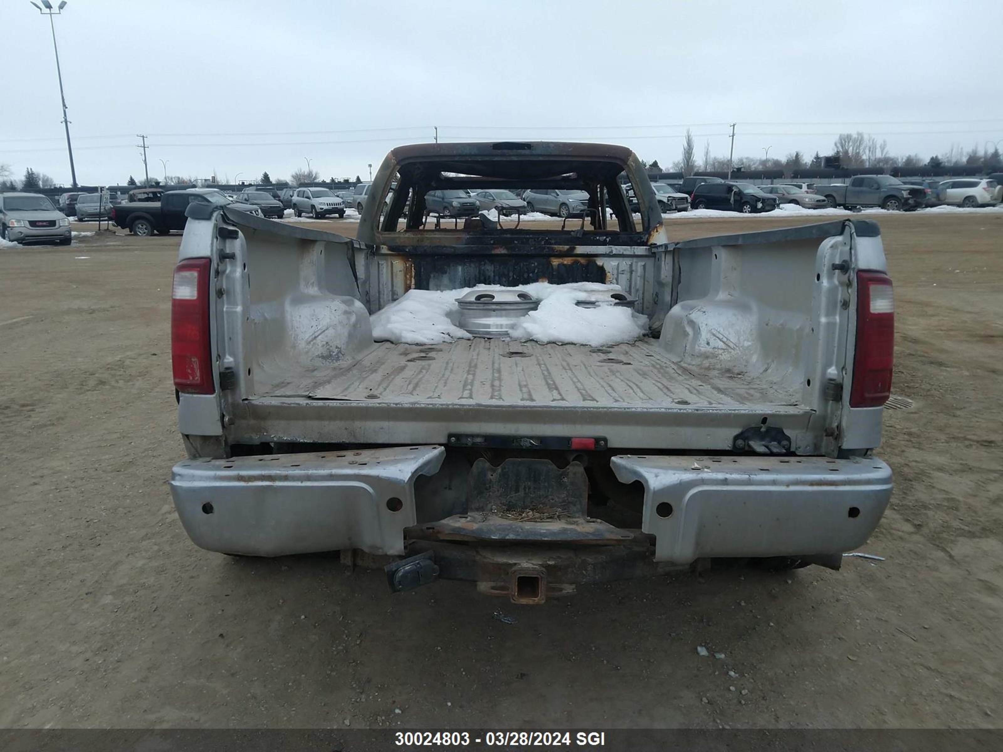 Photo 16 VIN: 1FT8W3DT0GEC08450 - FORD F350 