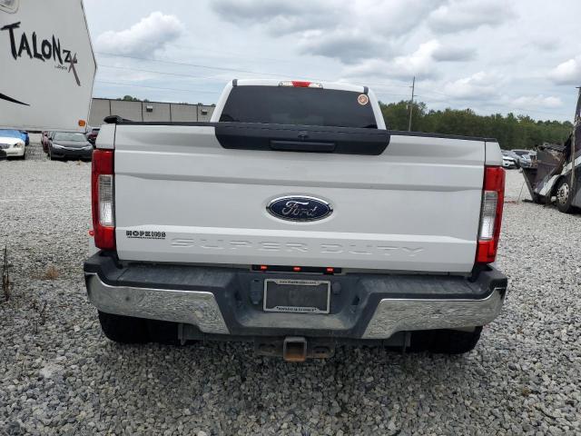 Photo 5 VIN: 1FT8W3DT0JEC35042 - FORD F350 SUPER 