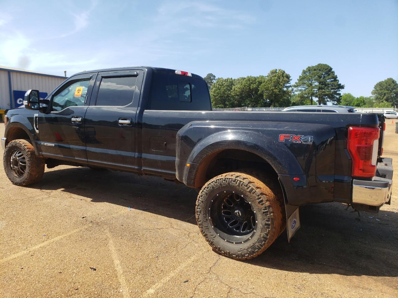 Photo 1 VIN: 1FT8W3DT0KEG41095 - FORD F350 