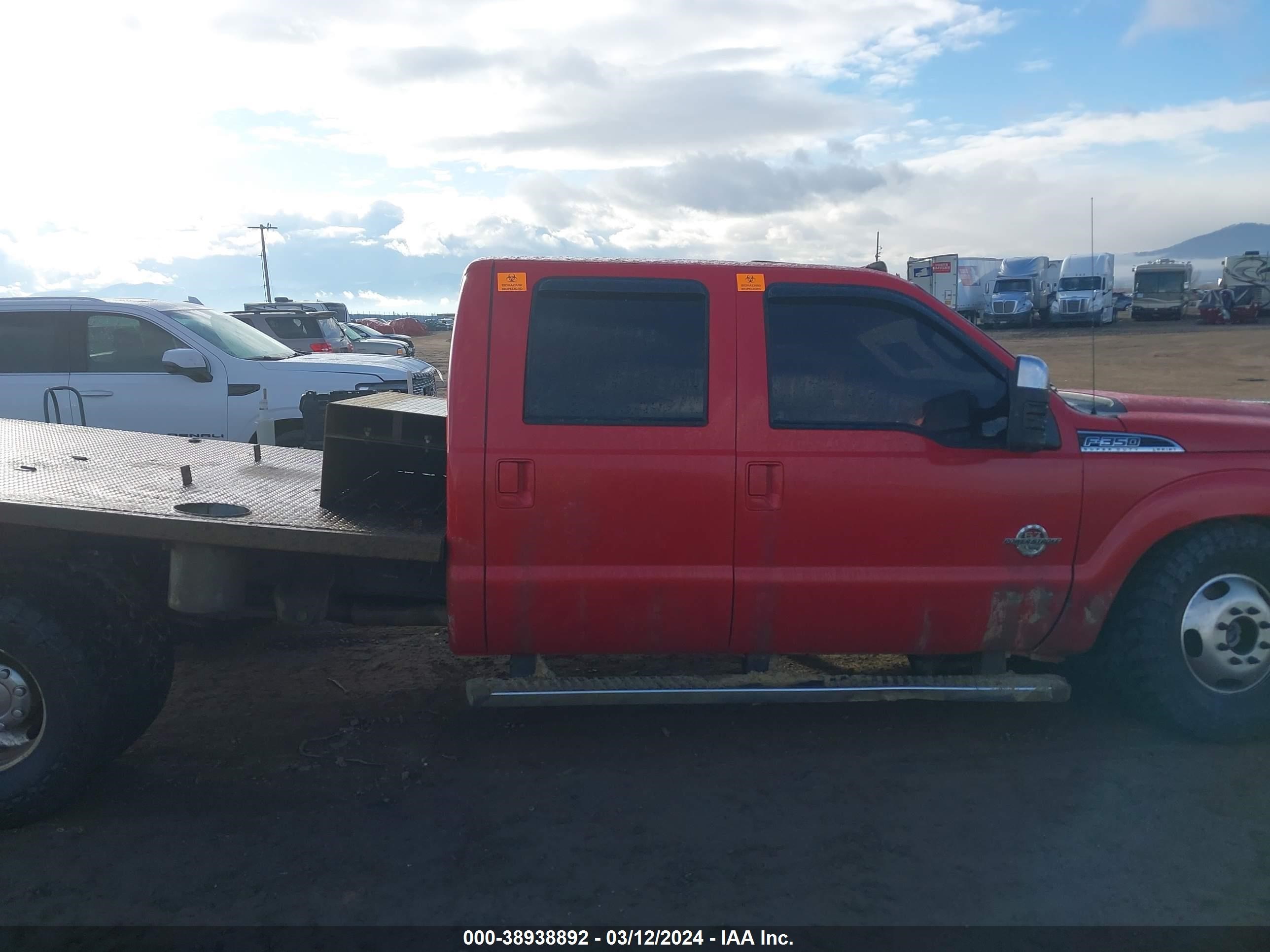 Photo 12 VIN: 1FT8W3DT1FEA50912 - FORD F350 