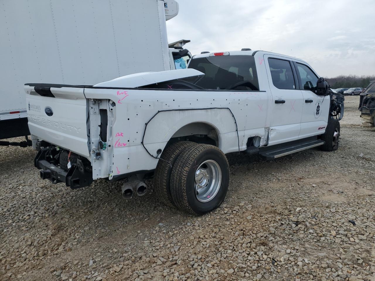 Photo 2 VIN: 1FT8W3DT1PEE15316 - FORD F350 