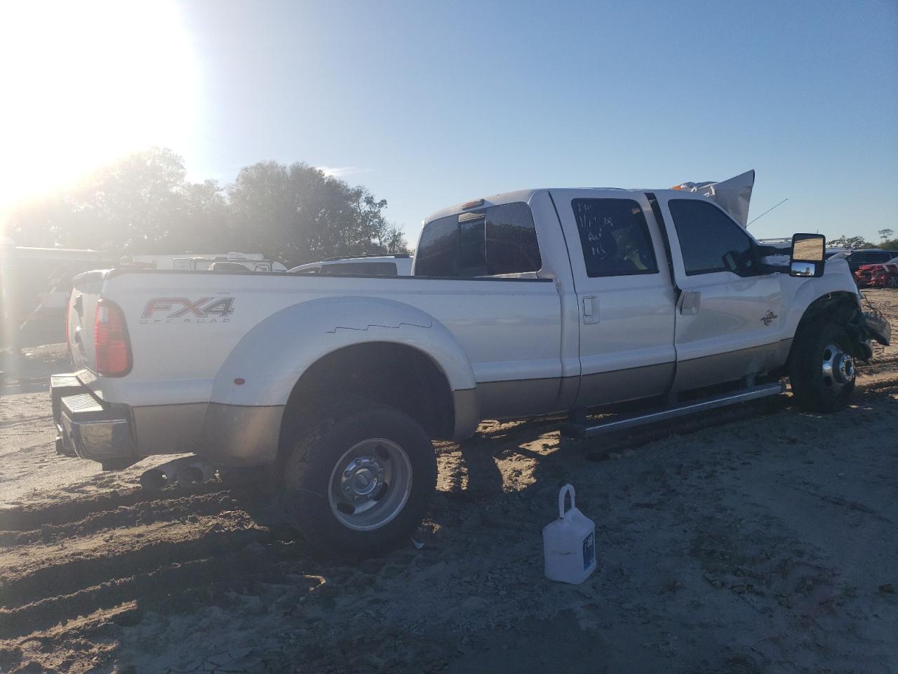 Photo 2 VIN: 1FT8W3DT2CEC08590 - FORD F350 