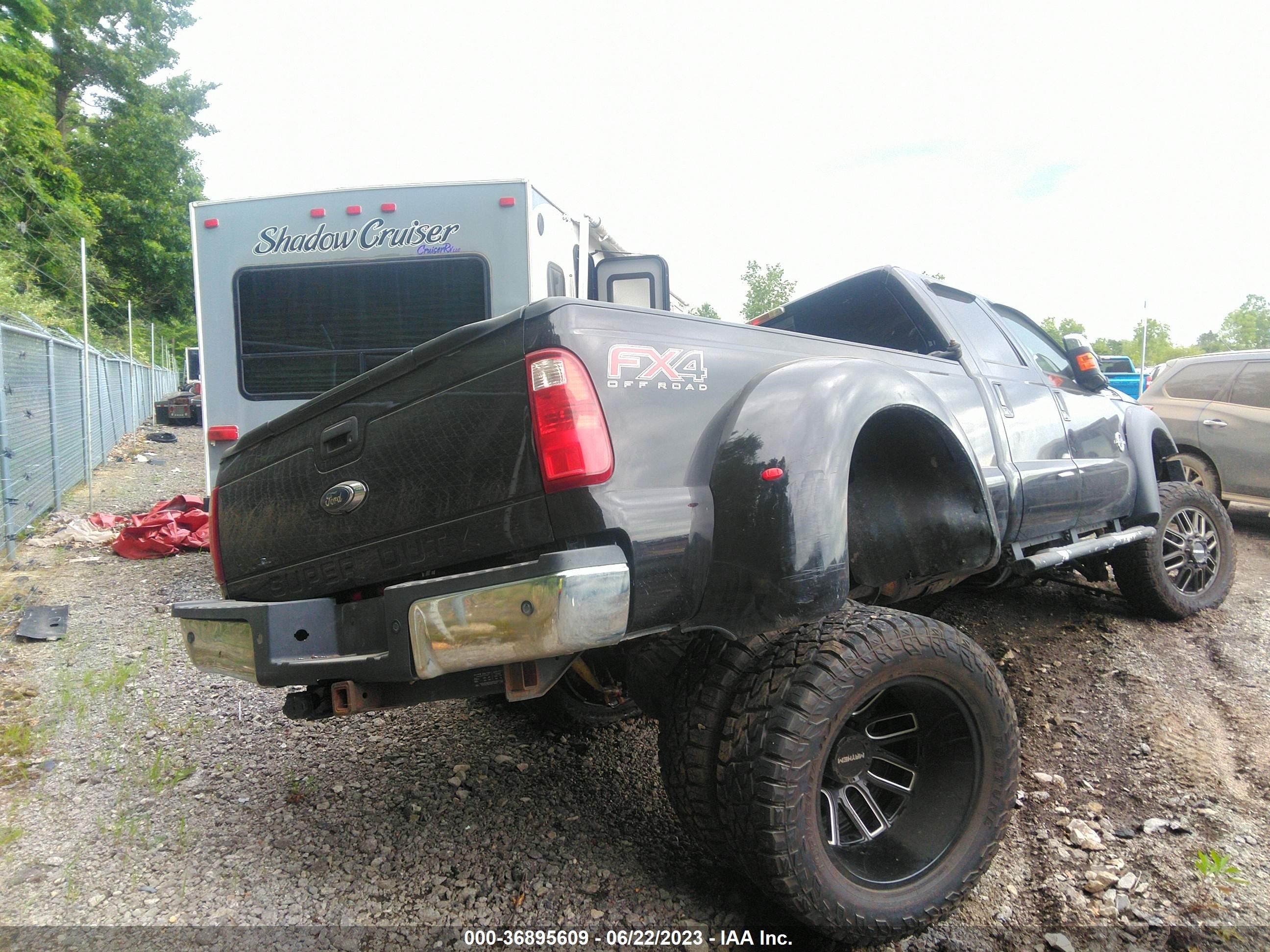 Photo 3 VIN: 1FT8W3DT2GEA79725 - FORD F350 