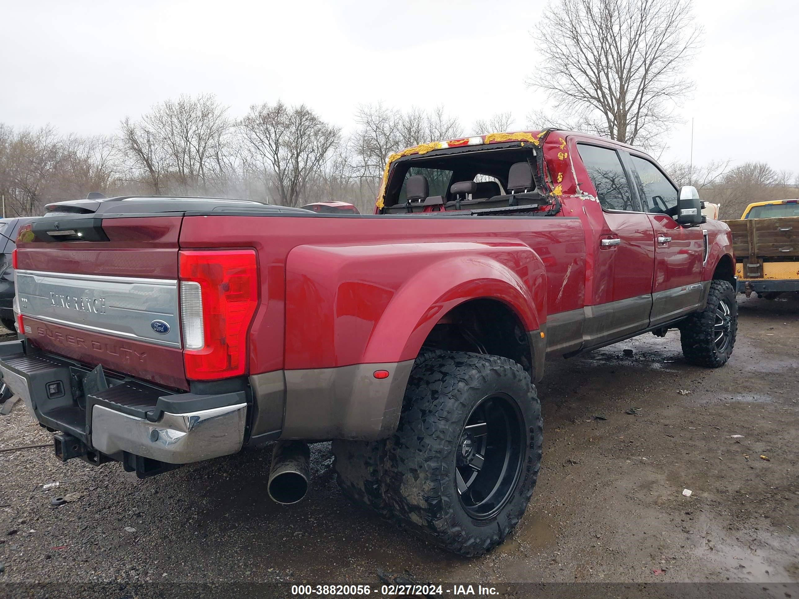 Photo 2 VIN: 1FT8W3DT2HEC06975 - FORD F350 