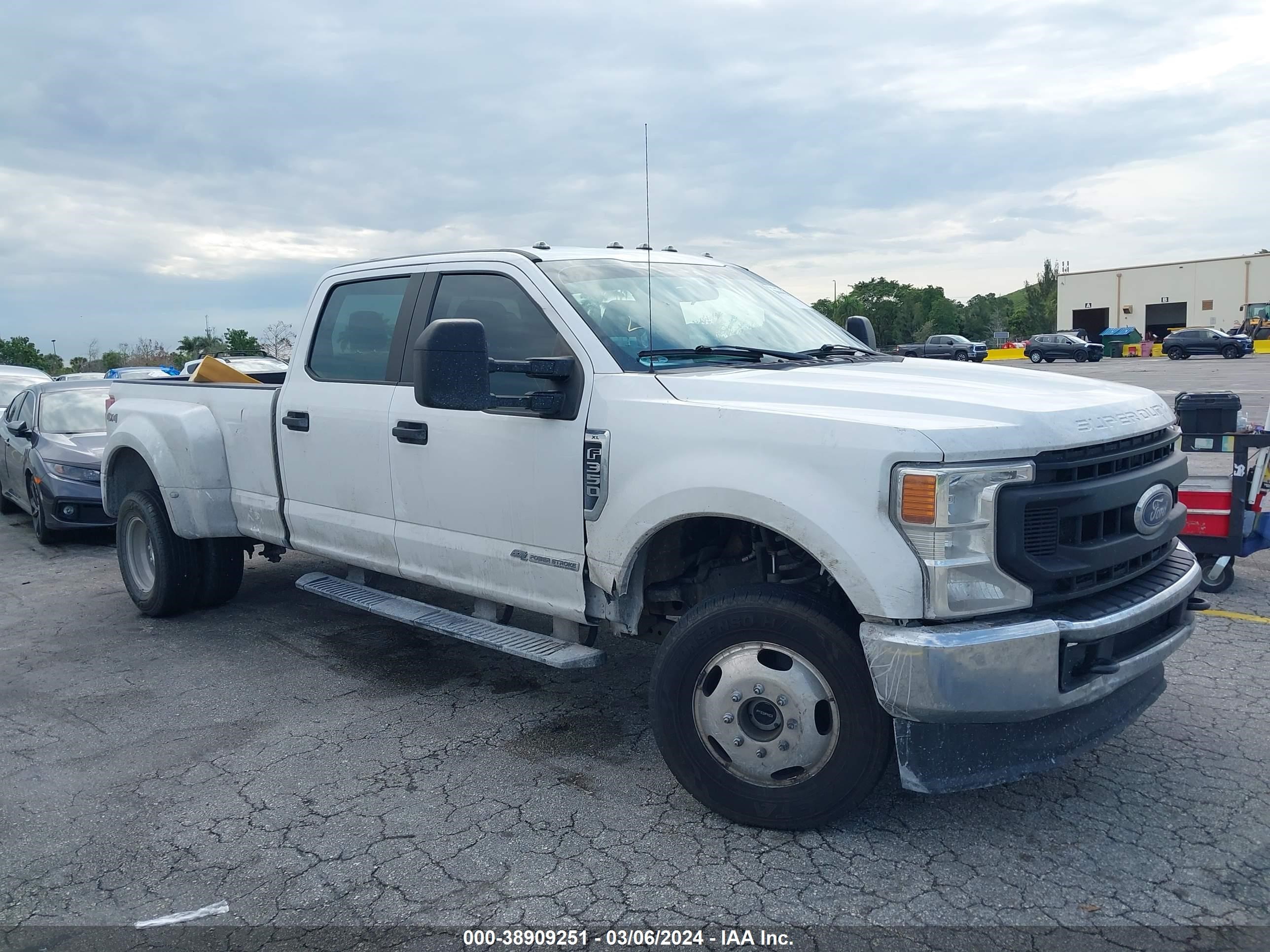 Photo 0 VIN: 1FT8W3DT2MEC03827 - FORD F350 