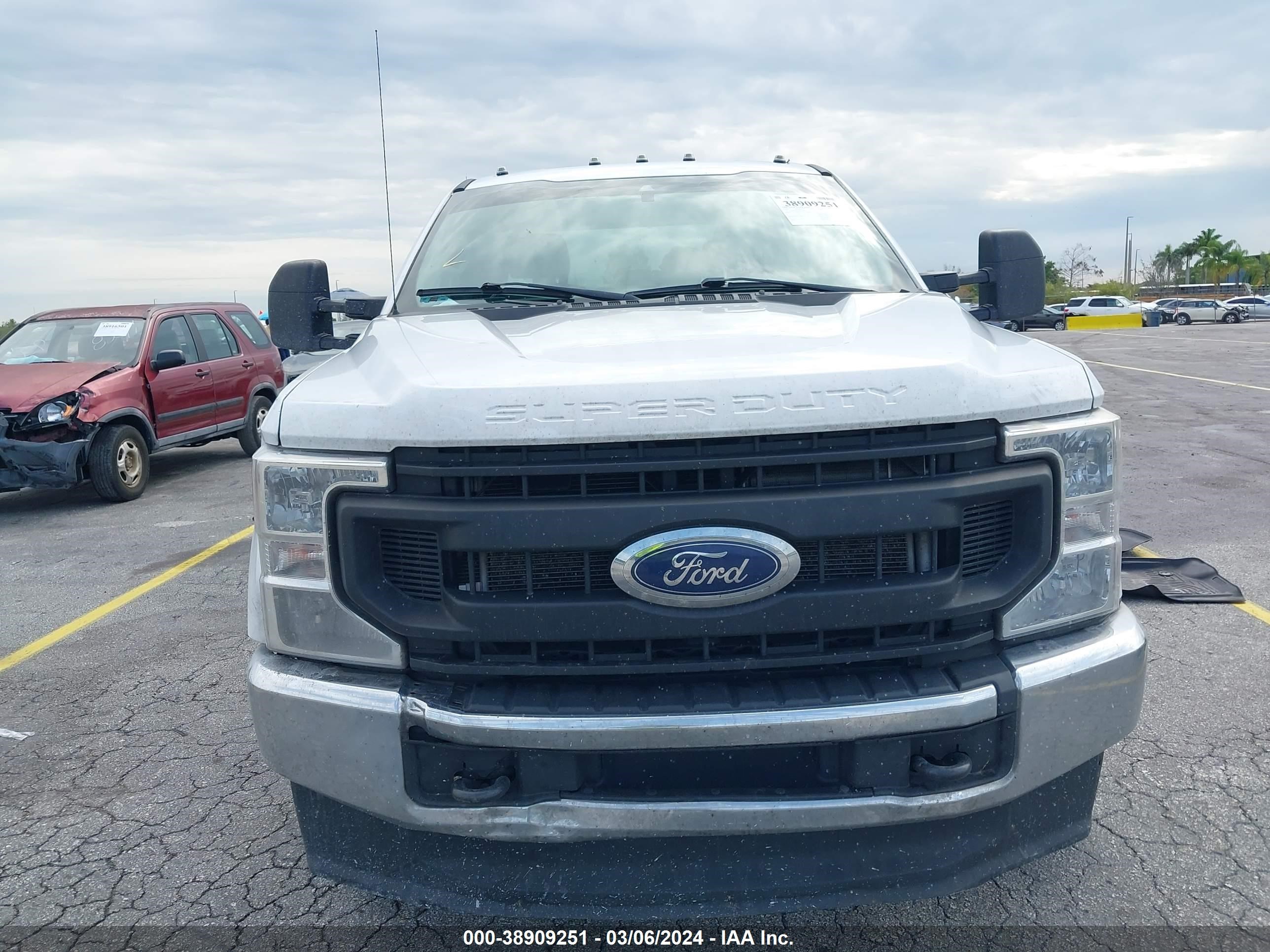 Photo 12 VIN: 1FT8W3DT2MEC03827 - FORD F350 