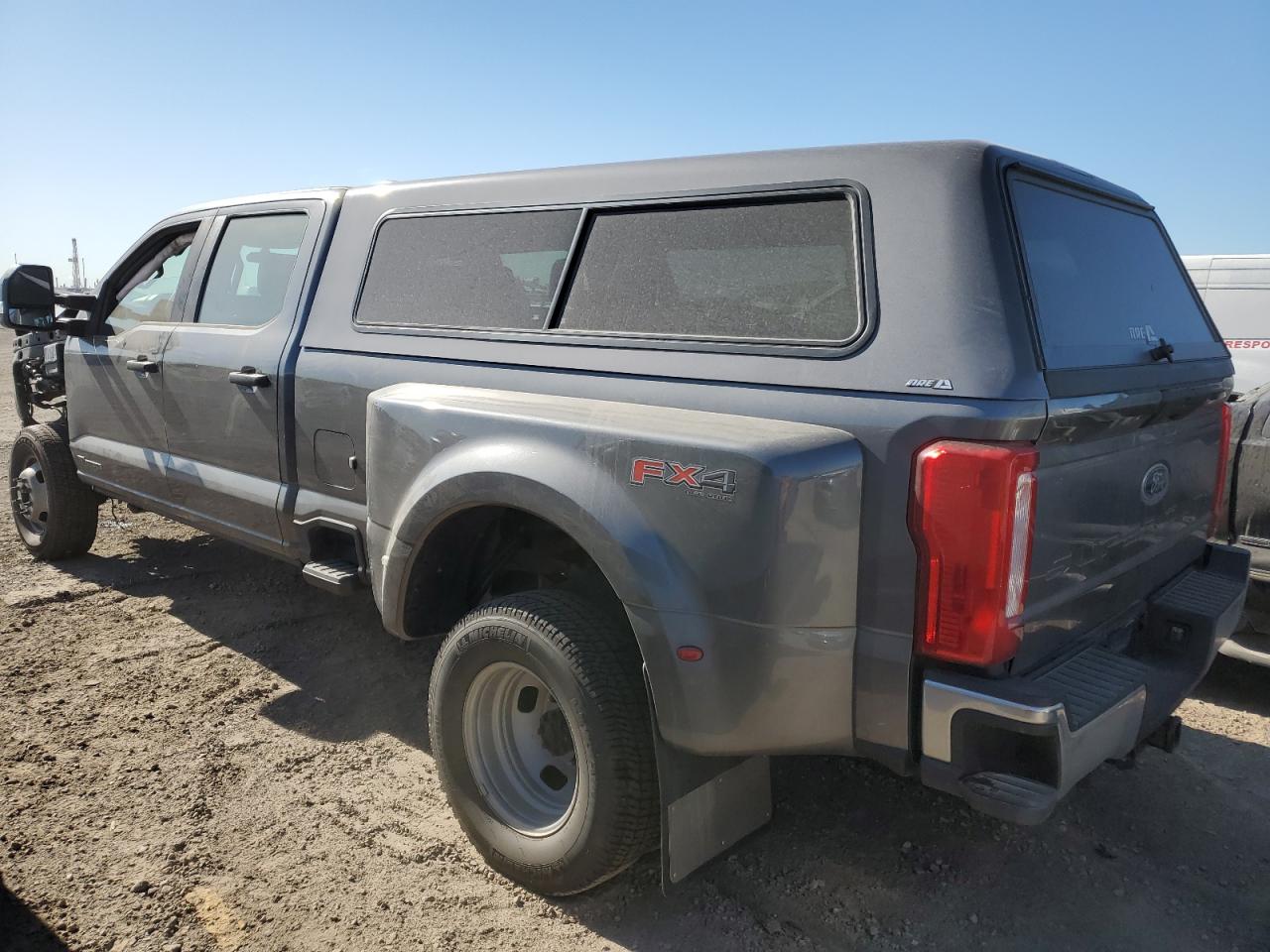 Photo 1 VIN: 1FT8W3DT2PEE08682 - FORD F350 