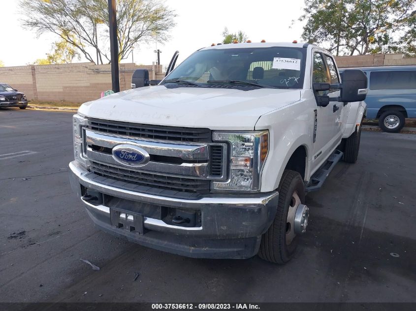 Photo 1 VIN: 1FT8W3DT3KED28798 - FORD NULL 