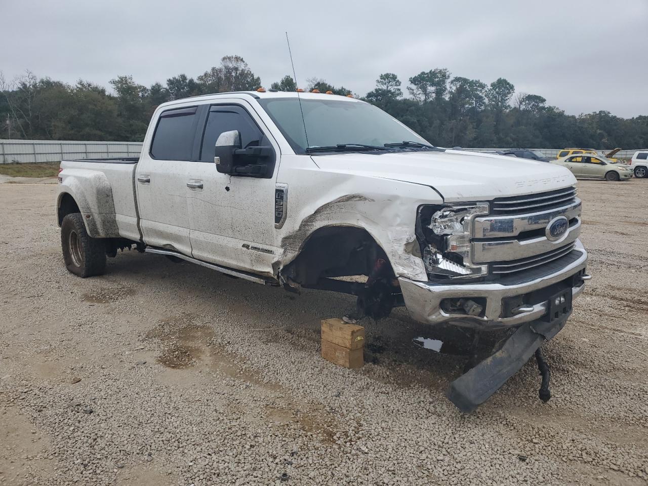 Photo 3 VIN: 1FT8W3DT4HEE17241 - FORD F350 