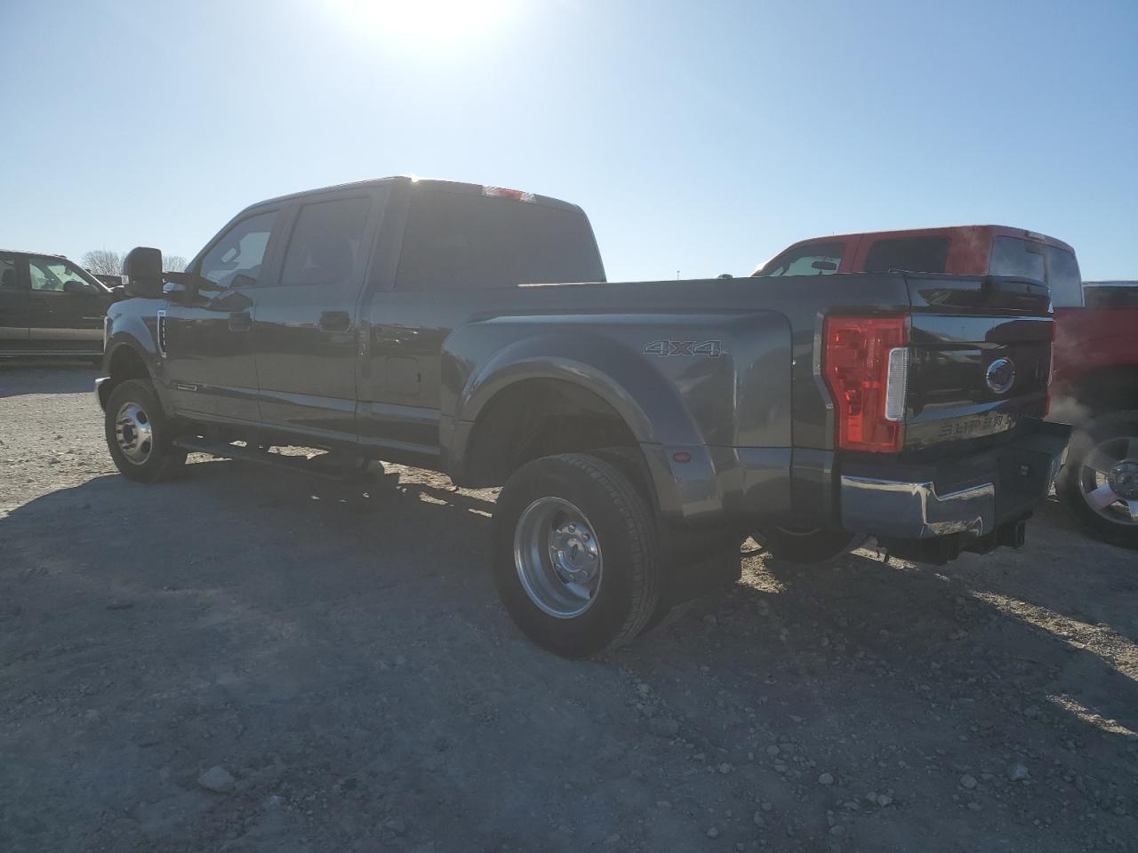 Photo 1 VIN: 1FT8W3DT4HEE43824 - FORD F350 