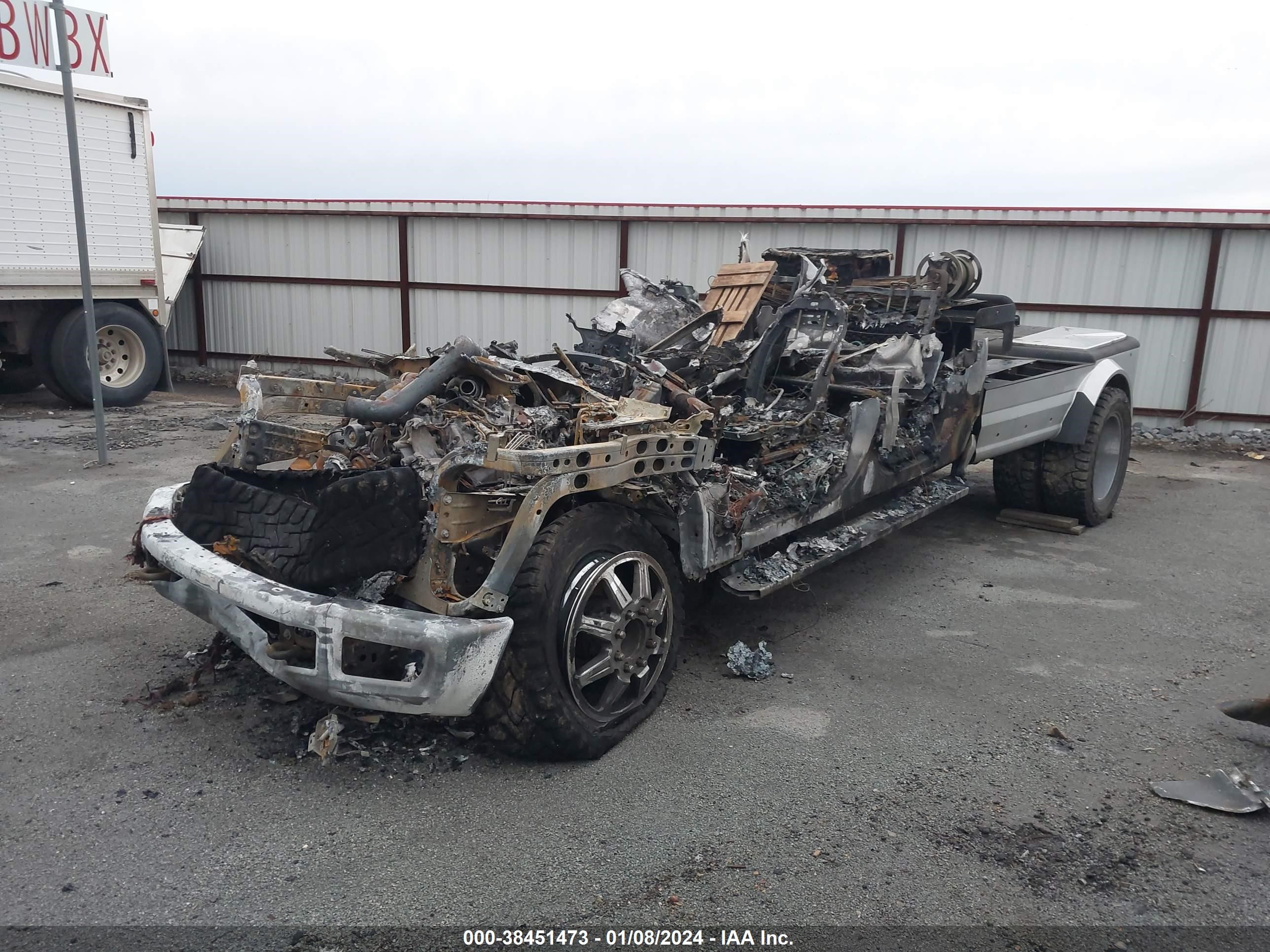 Photo 1 VIN: 1FT8W3DT4JEC89928 - FORD F350 