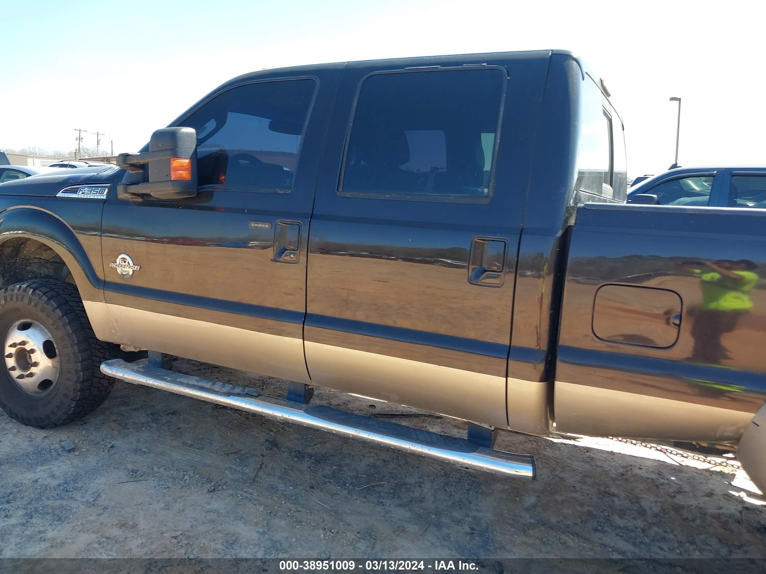 Photo 13 VIN: 1FT8W3DT5DEB40710 - FORD F350 